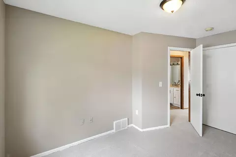 4321 Trenton Trl, Eagan, MN 55123 photo 13