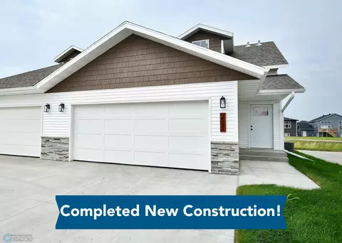 2391 Eagle Valley Dr S, Fargo, ND 58104