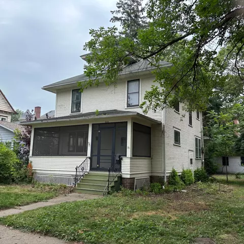 368 Washington St, Winona, MN 55987