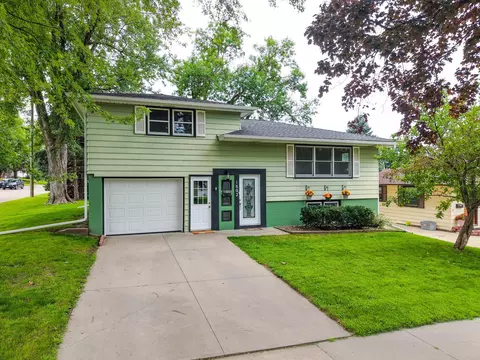 1802 17 12 St NW, Rochester, MN 55901