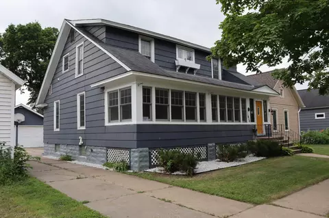 614 Olmstead St, Winona, MN 55987
