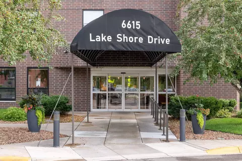 6615 Lake Shore Dr S #410, Richfield, MN 55423