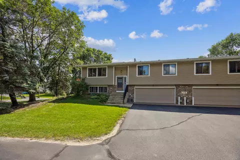309 96th Ln NE, Blaine, MN 55434
