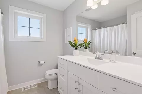 790 Summerbrooke Ct, Eagan, MN 55123 photo 32