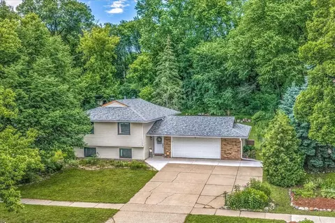 13201 Everest Ave, Apple Valley, MN 55124