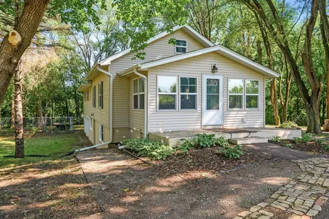 10010 Sundance Rd, Rogers, MN 55374