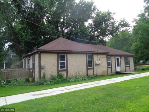 154 3rd Ave, Spicer, MN 56288