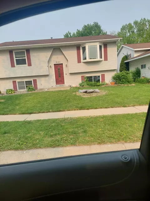 5101 24th Ave NW, Rochester, MN 55901