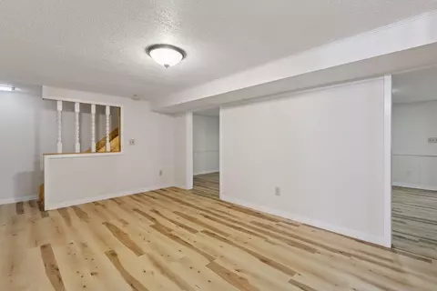 Living - 1824 Turquoise Trl, Eagan, MN 55122 photo 6 of 8