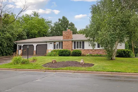 1824 Turquoise Trl, Eagan, MN 55122
