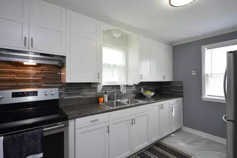75 Geranium Ave E, Saint Paul, MN 55117 photo 8