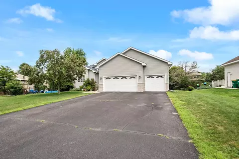 10020 Butternut Ave N, Brooklyn Park, MN 55443