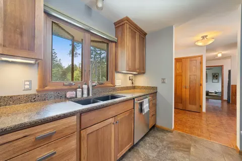 302 N 34th Ave E, Duluth, MN 55804 photo 24