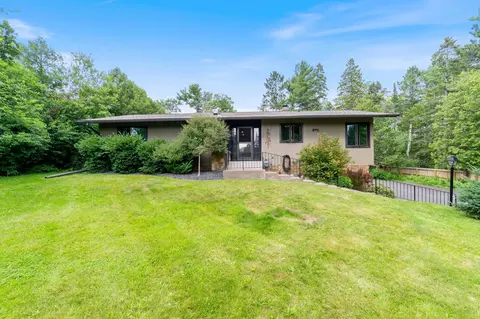 302 N 34th Ave E, Duluth, MN 55804