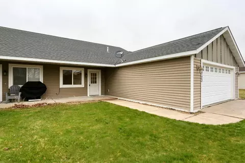 1023 1035 Sugar Pine Ln #1023 & 1035, New Richmond, WI 54017