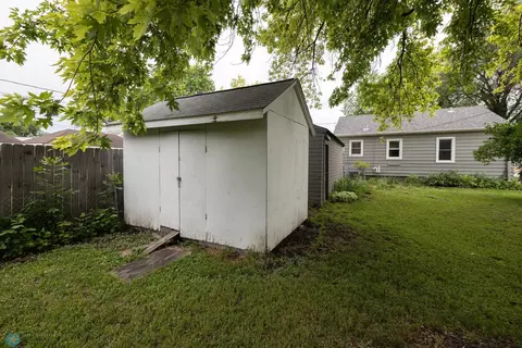 Exterior - 1425 7th St N, Fargo, ND 58102 photo 6 of 8