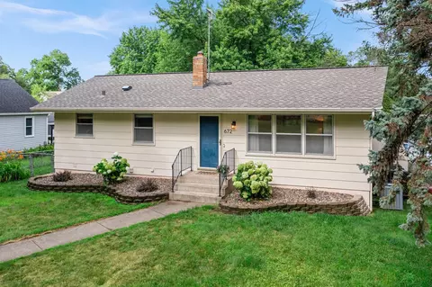 672 Goodview Ave N, Oakdale, MN 55128