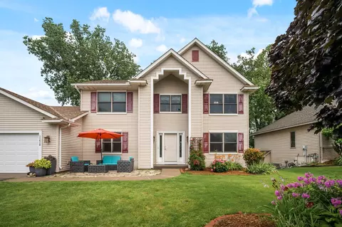11410 42nd Pl N, Plymouth, MN 55441