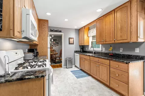 2240 Baker Trl, Faribault, MN 55021 photo 14