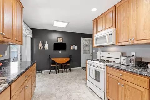 2240 Baker Trl, Faribault, MN 55021 photo 12