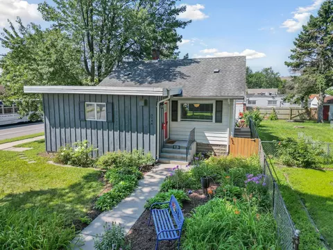 3746 25th Ave S, Minneapolis, MN 55406