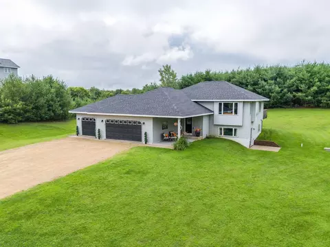 993 70th Ave, Roberts, WI 54023