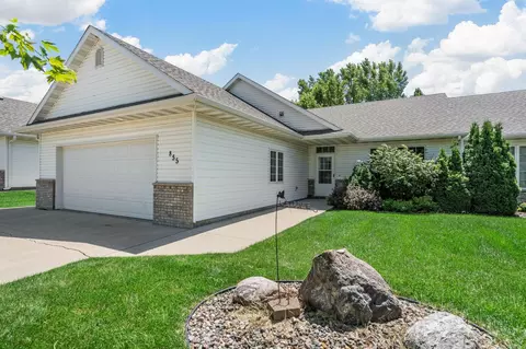 855 22nd St SE, Owatonna, MN 55060