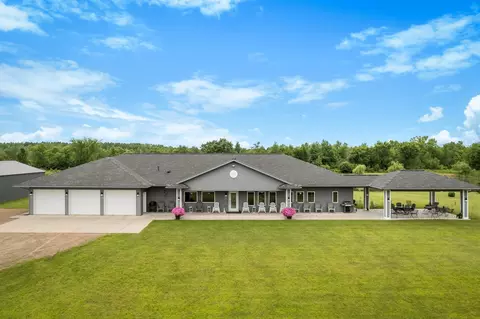 39355 Meadow Lily Ln, Hinckley, MN 55037