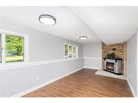 Living - 313 Aster Dr, Northfield, MN 55057 photo 3 of 3