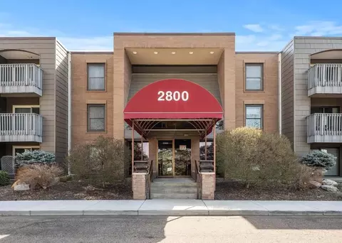 2800 Hamline Ave N #225, Roseville, MN 55113