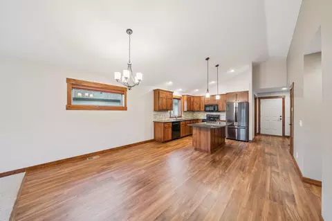 2380 Rangeview Ln, River Falls, WI 54022 photo 5