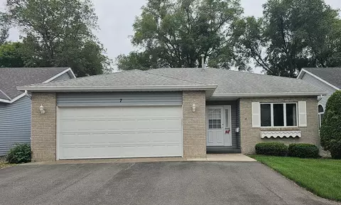 1403 33rd Ave N #7, Saint Cloud, MN 56303