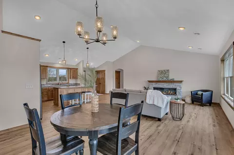 Dining - 1958 68th Ave N, Saint Cloud, MN 56303 photo 1 of 1