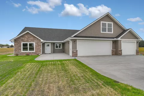 1958 68th Ave N, Saint Cloud, MN 56303
