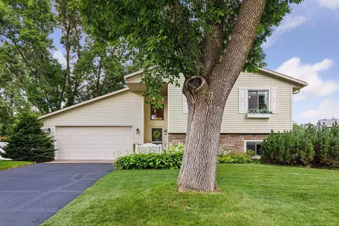 Exterior - 1719 Nokia Way, Eagan, MN 55122 photo 2 of 11