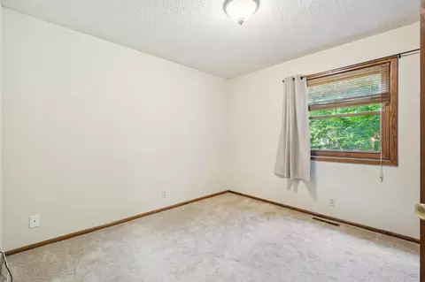 791 Sunset Dr, Eagan, MN 55123 photo 13