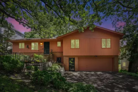 4007 Grimes Ave S, Edina, MN 55416