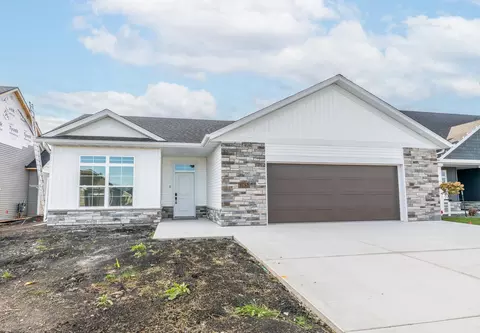 5152 Mira Way W, West Fargo, ND 58078