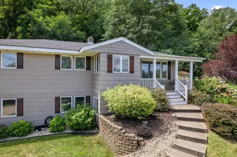 18557 Park View Rd, Minnesota City, MN 55959