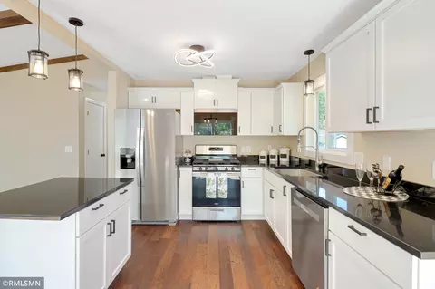 4480 Morningside Ave, Vadnais Heights, MN 55127