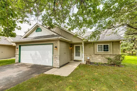999 County Road D E, Maplewood, MN 55109