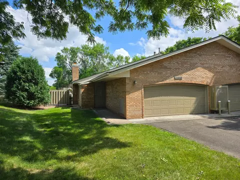 14845 18th Ave N, Plymouth, MN 55447