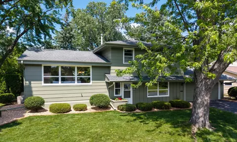 8332 29th Ave N, New Hope, MN 55427