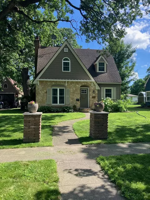 546 Juul Rd SW, Hutchinson, MN 55350