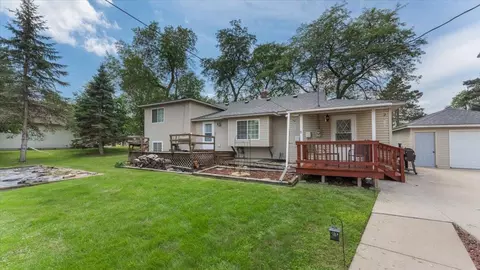 515 3rd Ave SE, Milaca, MN 56353 photo 5