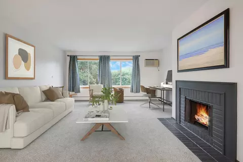 10311 Cedar Lake Rd #313, Minnetonka, MN 55305