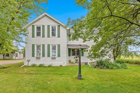 927 140th St, Roberts, WI 54023