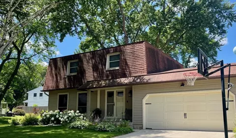 1875 Terracewood Dr NW, Rochester, MN 55901