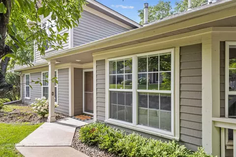 864 Ivy Ln, Eagan, MN 55123 photo 3