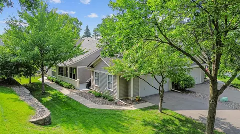 864 Ivy Ln, Eagan, MN 55123 photo 32